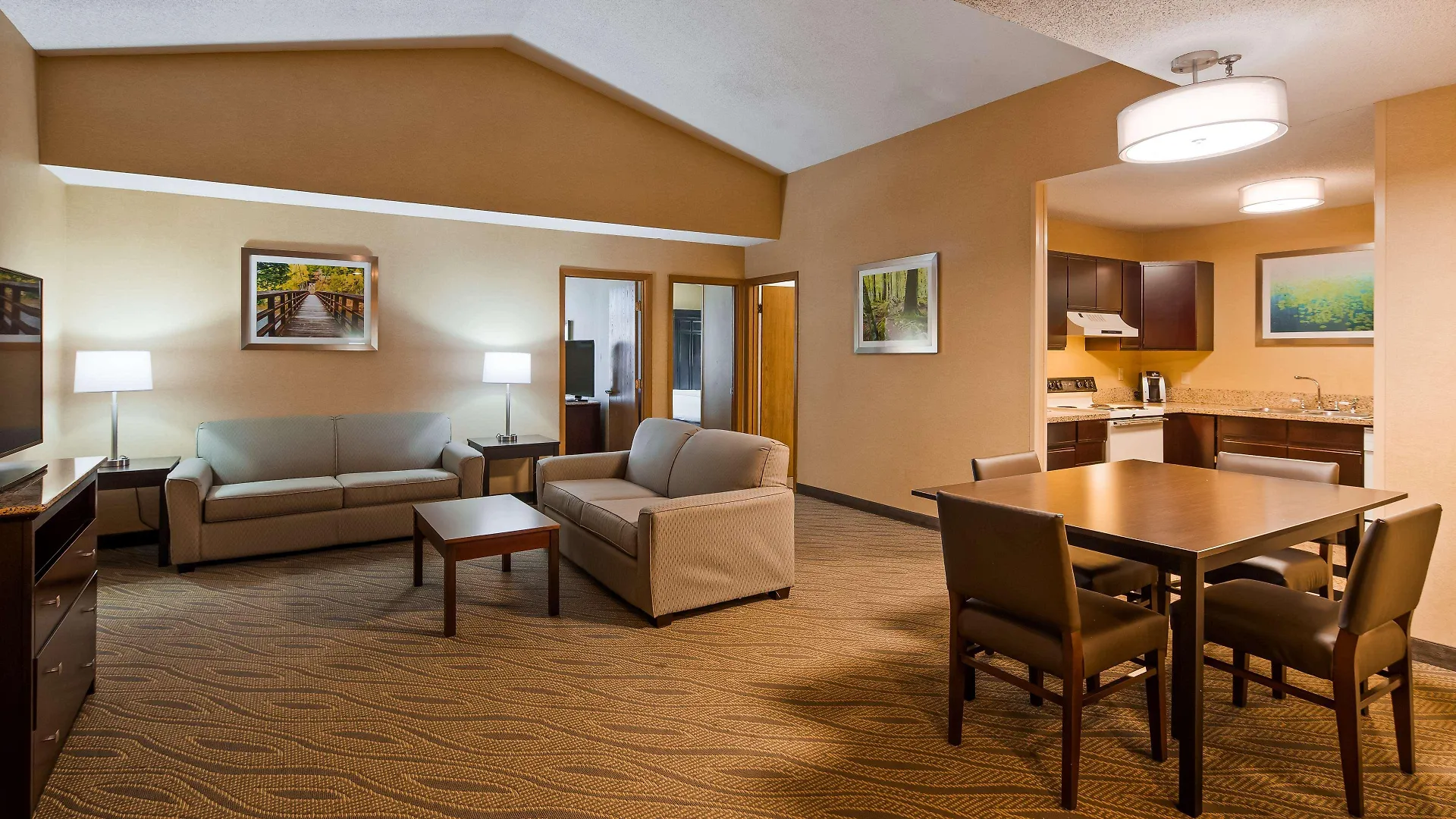 Best Western Premier Ark Hotel Tirana