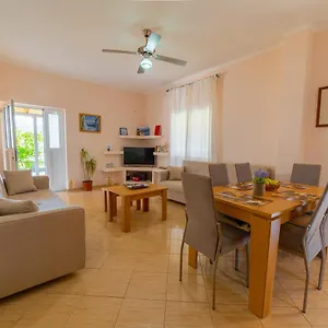  Hébergement de vacances Dajana