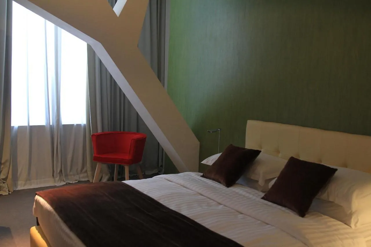 Best Western Premier Ark Hotel Тирана 4*,