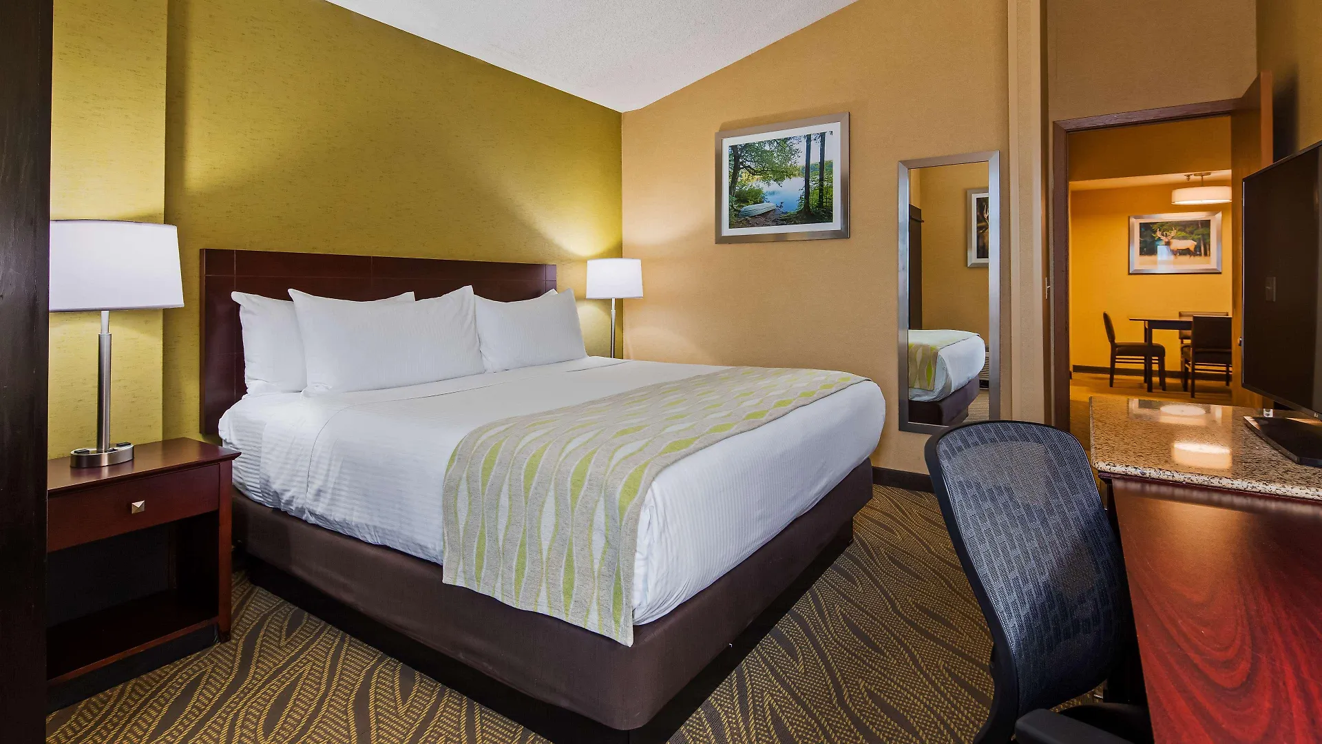 Best Western Premier Ark Hotel Тирана